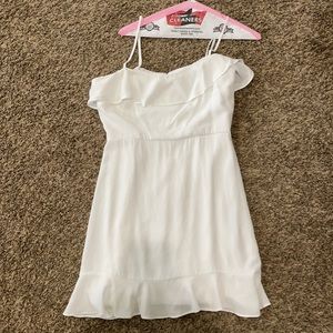 White dress worn once for beach pictures